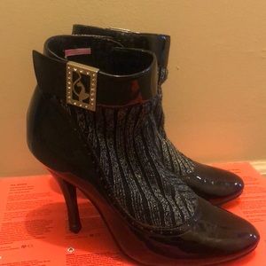 Baby Phat patent silver knit booties 6.5-7